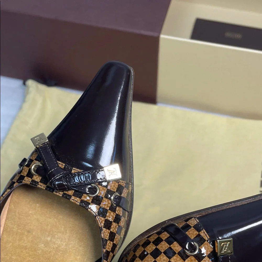 Louis Vuitton Black and Brown Heels